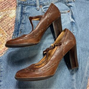 Frye Adrienne Stitch T-Strap Leather Mary Jane Heels Size 8